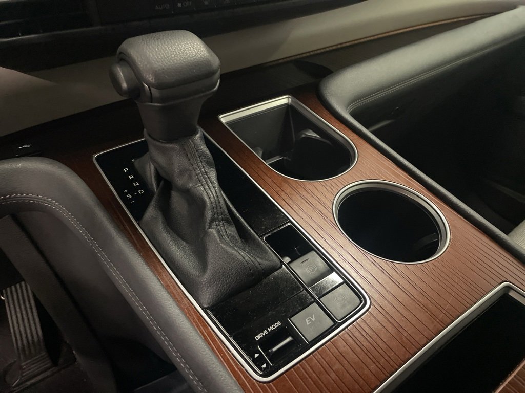 Used 2024 Toyota Sienna LE image 22