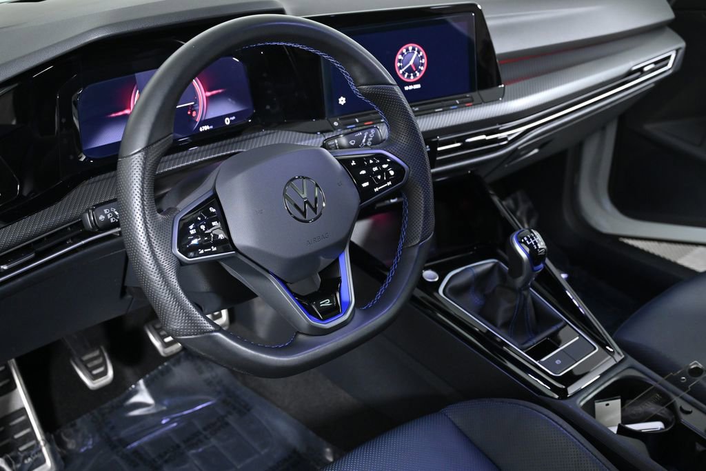 Used 2024 Volkswagen Golf R image 14
