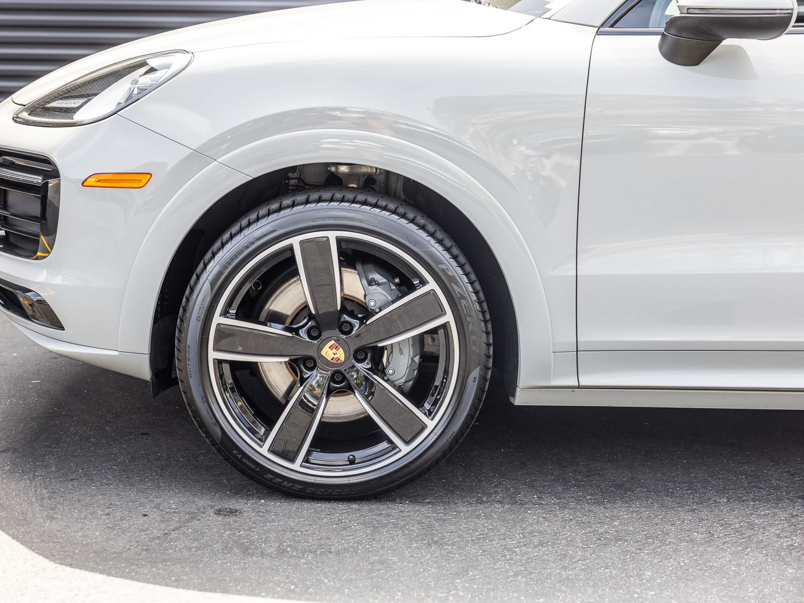 Certified 2023 Porsche Cayenne S AWD/4WD image 11