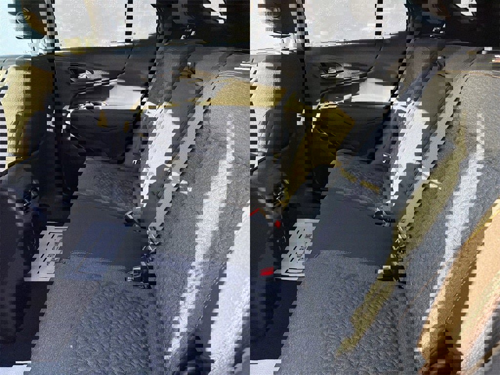 Used 2022 Chevrolet Equinox LT image 12