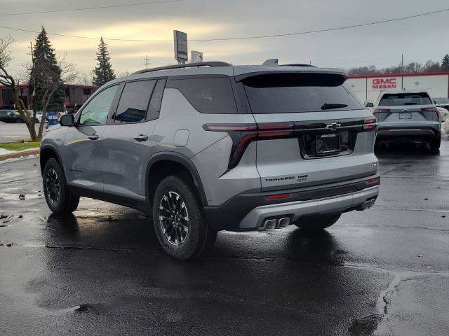New 2026 Chevrolet Traverse Z71 w/ Enhanced Driving Package image 3