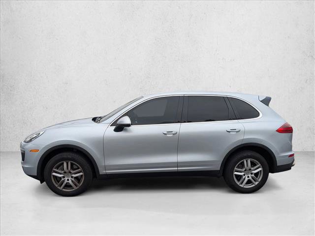 Used 2016 Porsche Cayenne AWD/4WD image 8