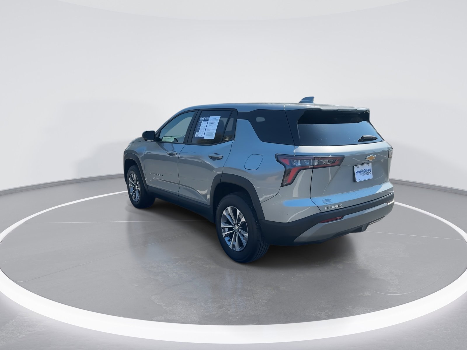 Used 2025 Chevrolet Equinox LT image 7