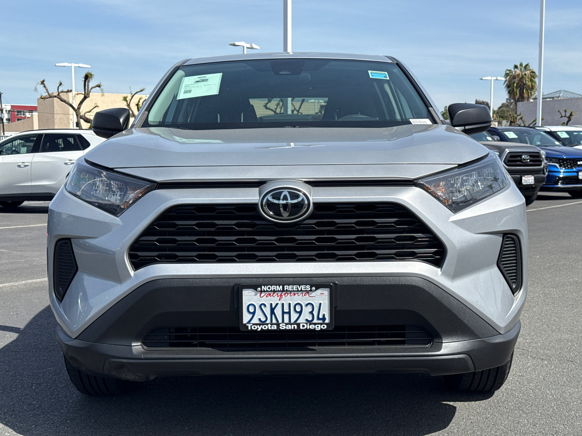 Used 2022 Toyota RAV4 LE image 6