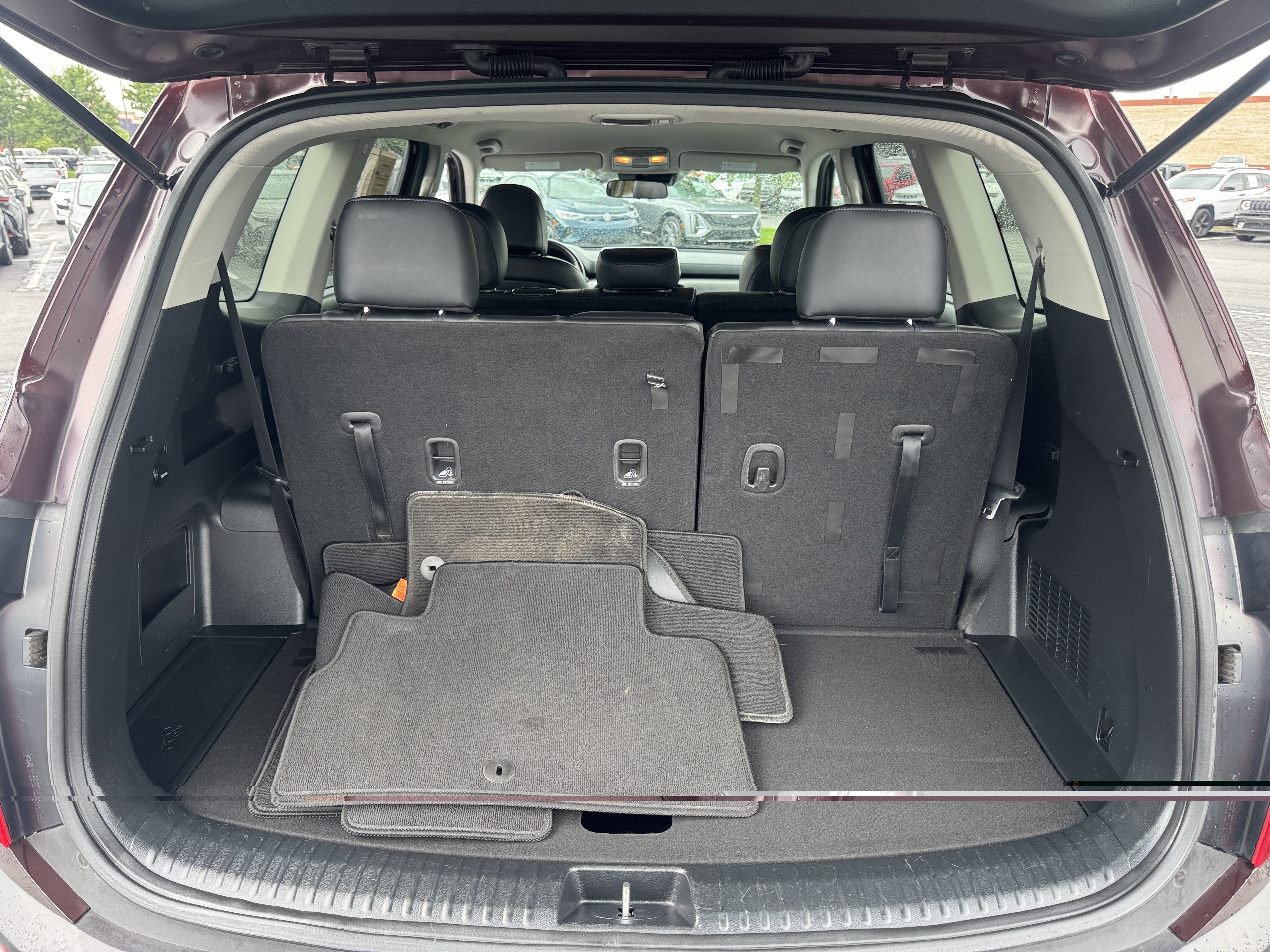 Used 2022 Kia Telluride LX FWD image 14