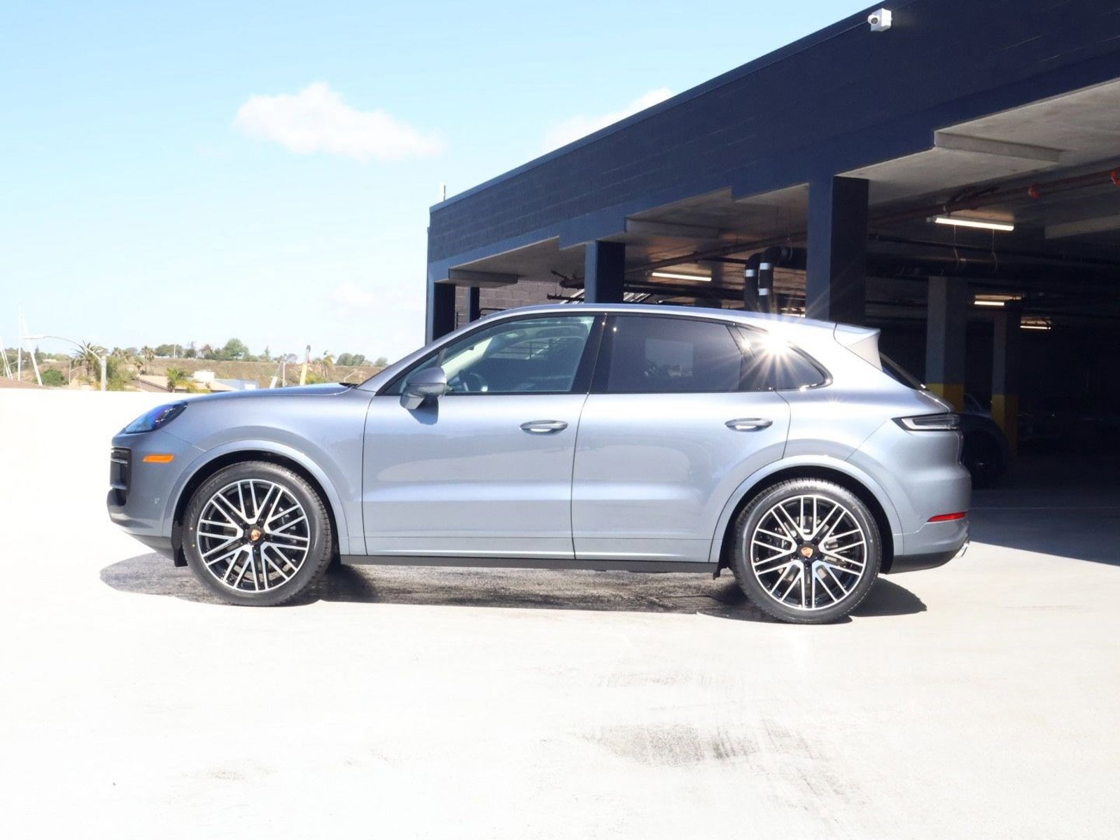New 2026 Porsche Cayenne video 2