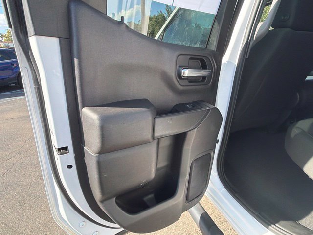 Used 2019 Chevrolet Silverado 1500 Custom w/ Custom Convenience Package AWD/4WD image 10