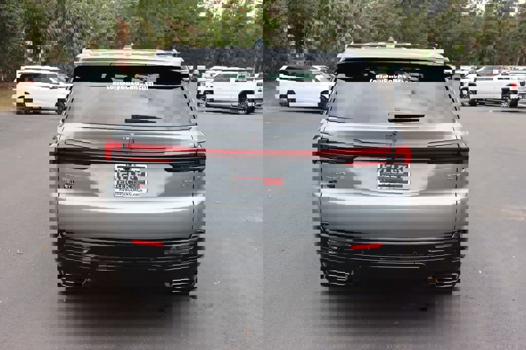 New 2026 Buick Enclave Sport Touring w/ Power Package image 5