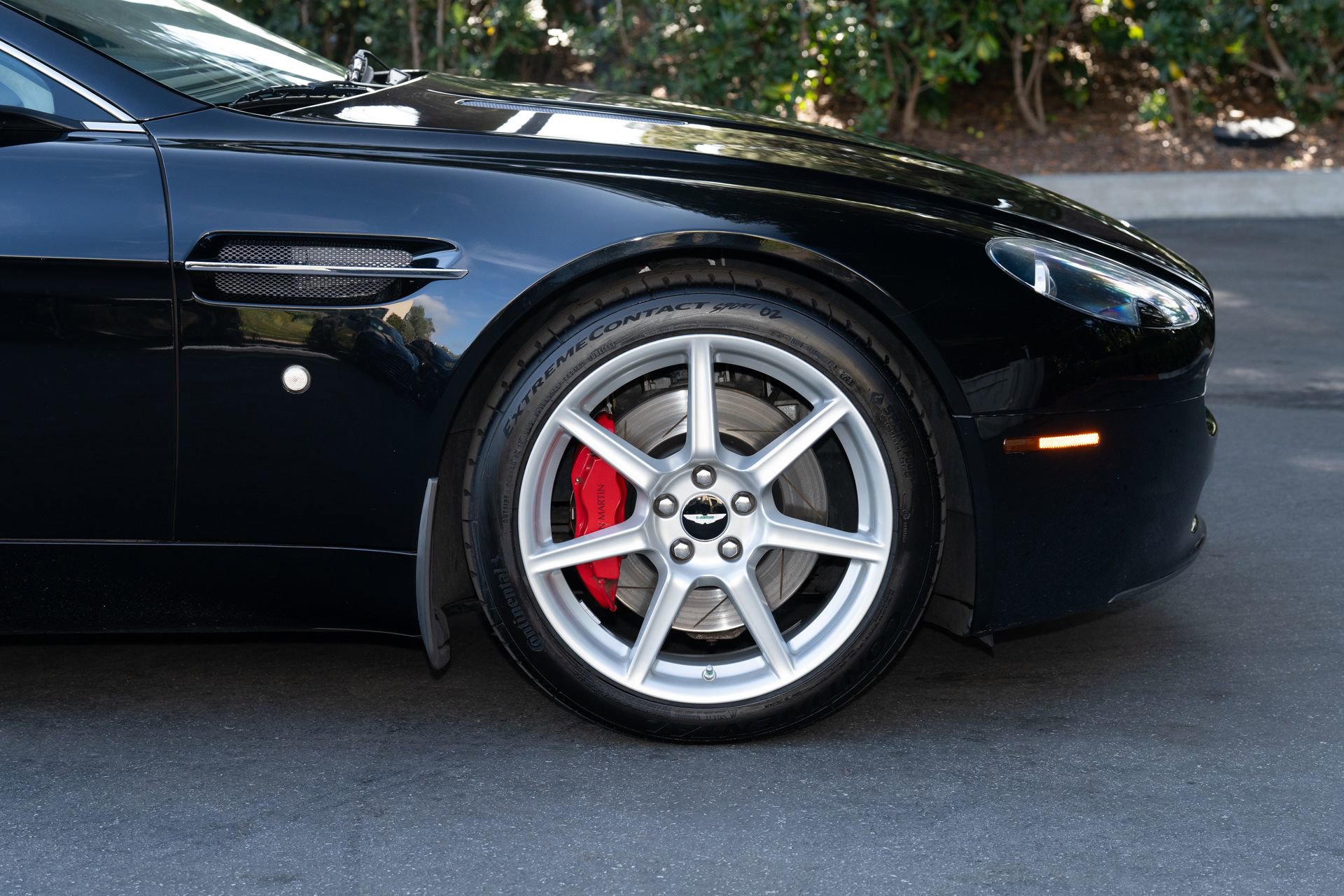 Used 2007 Aston Martin V8 Vantage Roadster image 25