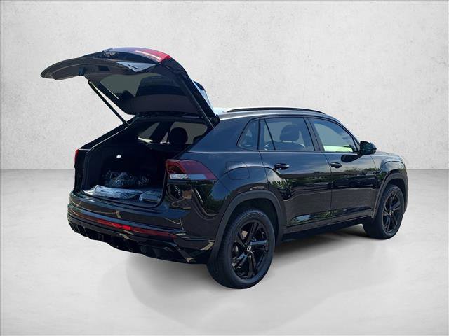 Used 2026 Volkswagen Atlas Cross Sport SEL R-Line AWD/4WD image 2