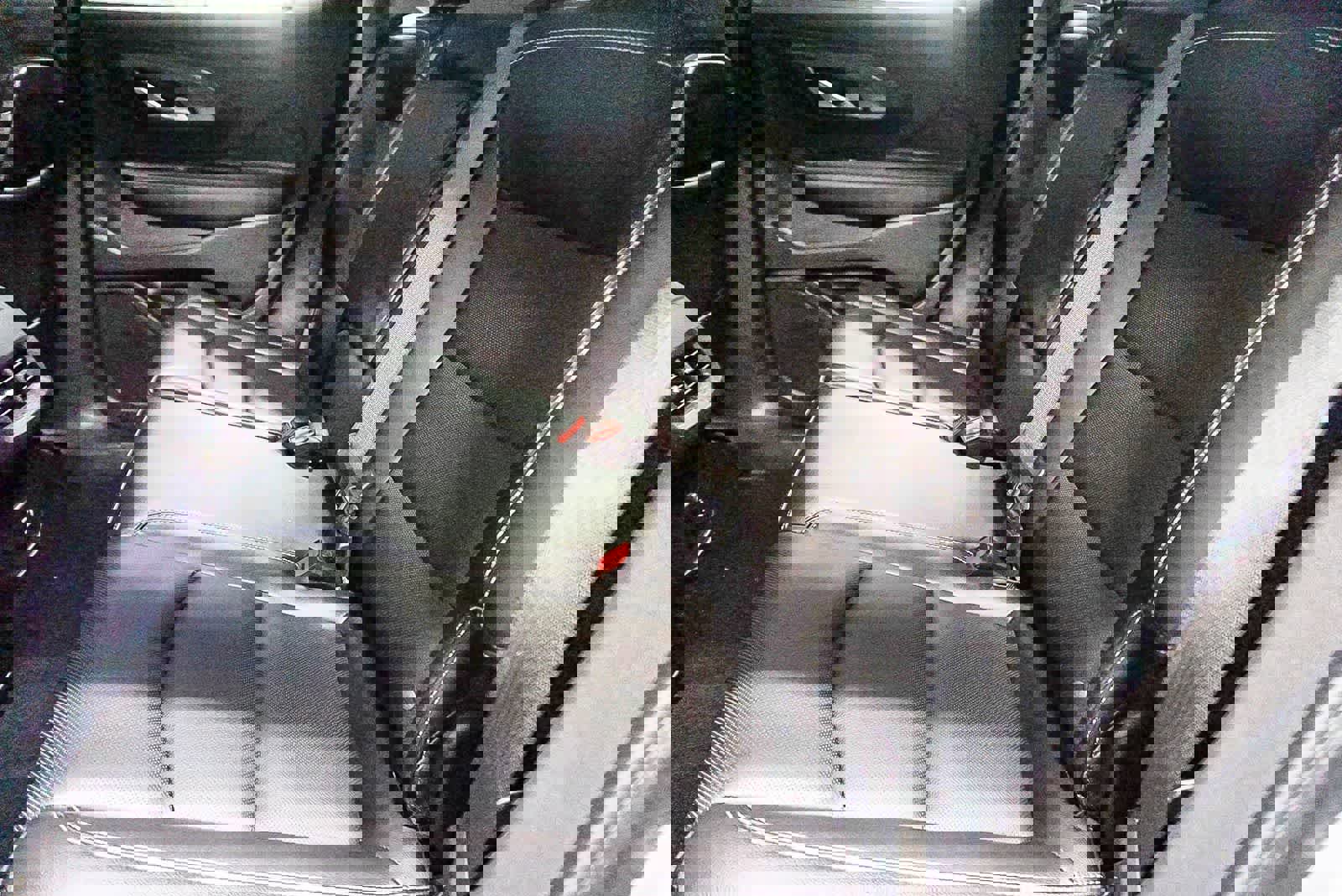 Used 2022 GMC Terrain SLT image 19