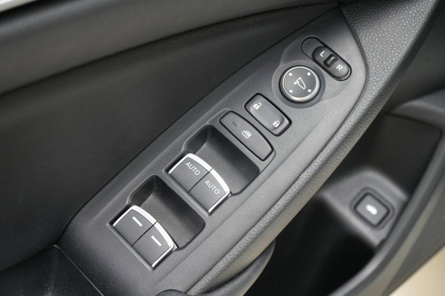 Used 2019 Honda Accord EX image 35