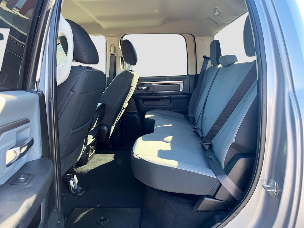 Used 2021 RAM 1500 Classic SLT image 23