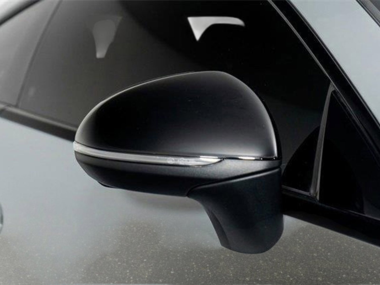 Used 2024 Mercedes-Benz CLE 450 4MATIC Coupe image 31