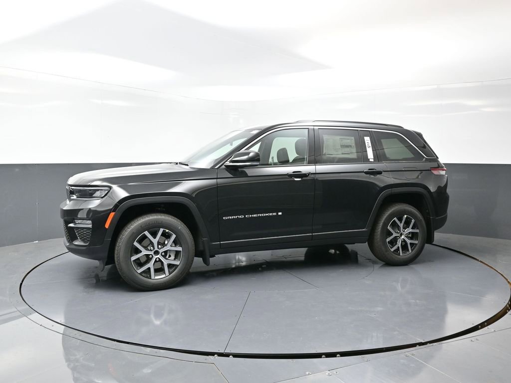 New 2025 Jeep Grand Cherokee Limited w/ Trailer Tow Package image 10