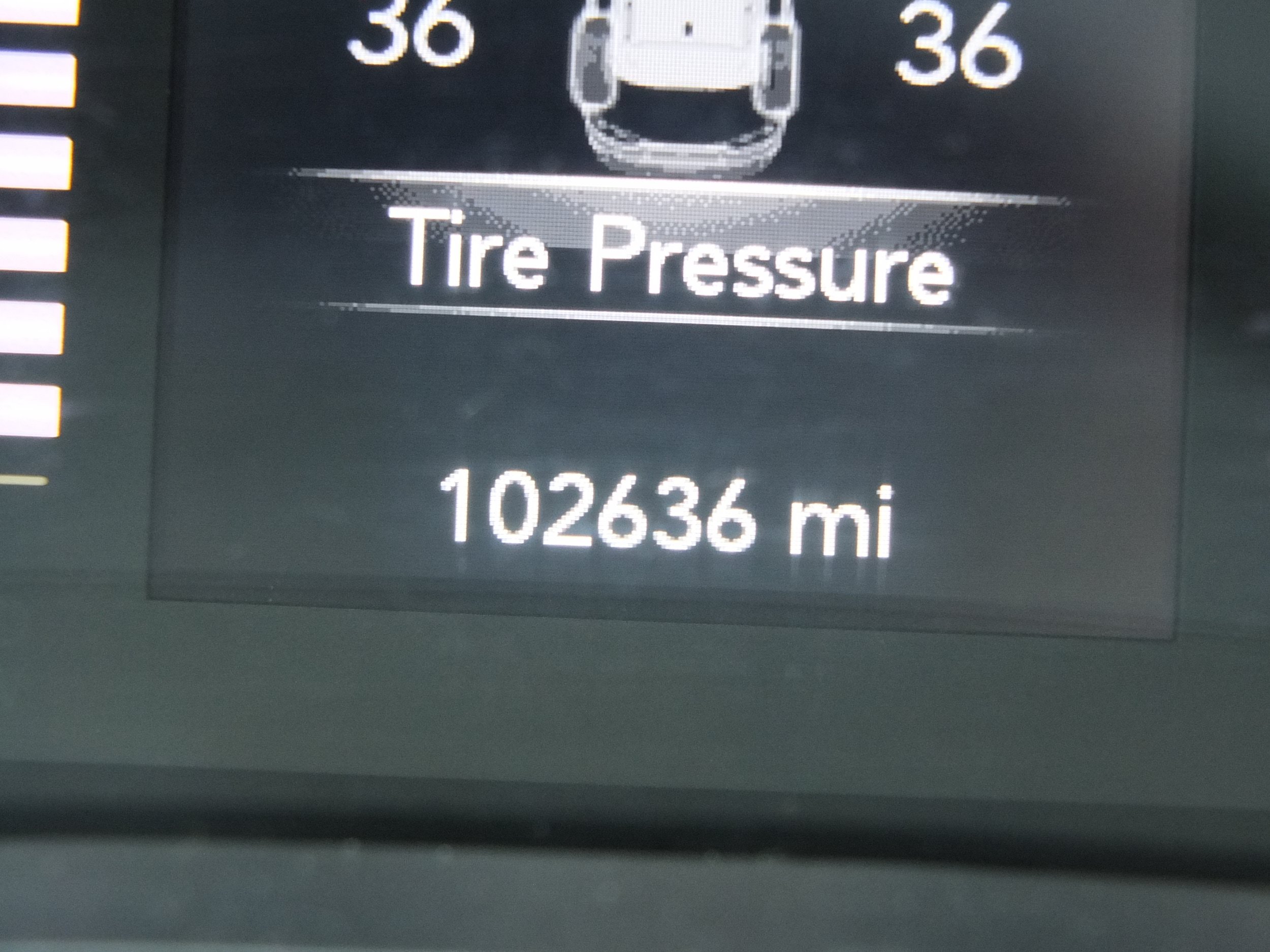 Used 2019 Jeep Cherokee Latitude w/ Popular Appearance Group FWD image 20
