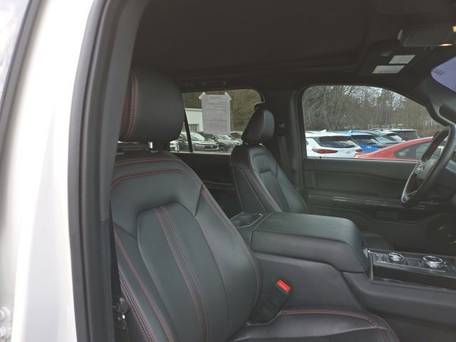 Used 2024 Ford Expedition Limited image 39