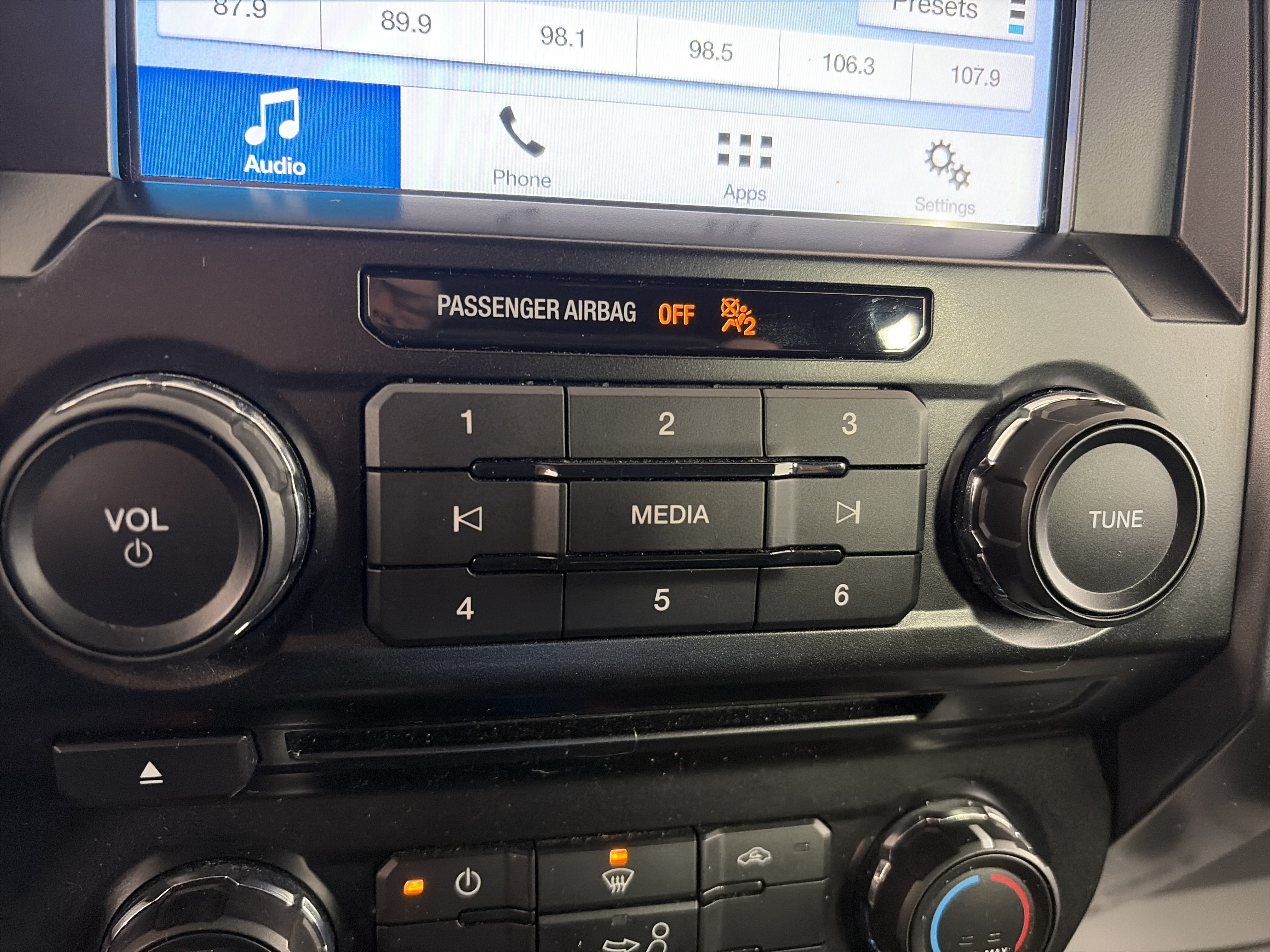 Used 2018 Ford F150 XLT w/ Equipment Group 301A Mid AWD/4WD image 24