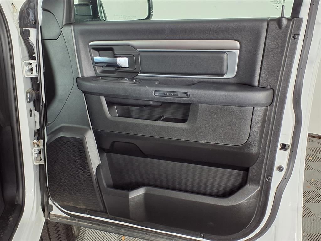Used 2021 RAM 1500 Classic Warlock w/ Electronics Group image 8