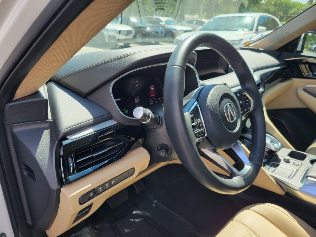 Certified 2023 Acura MDX w/ Technology Package FWD image 16