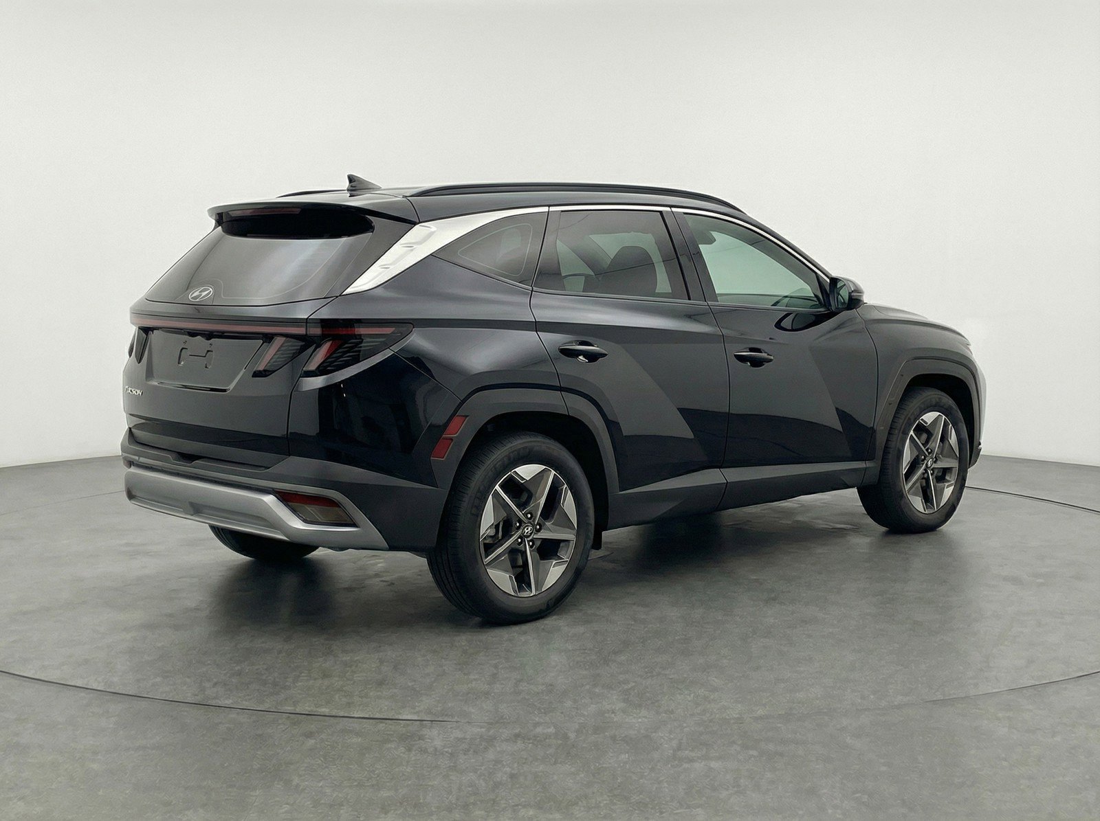 Used 2025 Hyundai Tucson SEL AWD/4WD image 9