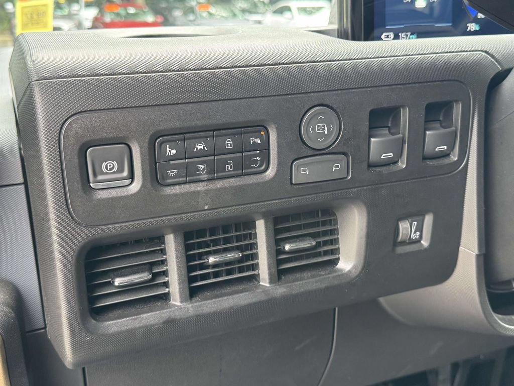 Used 2025 Chevrolet Brightdrop 600 FWD image 18