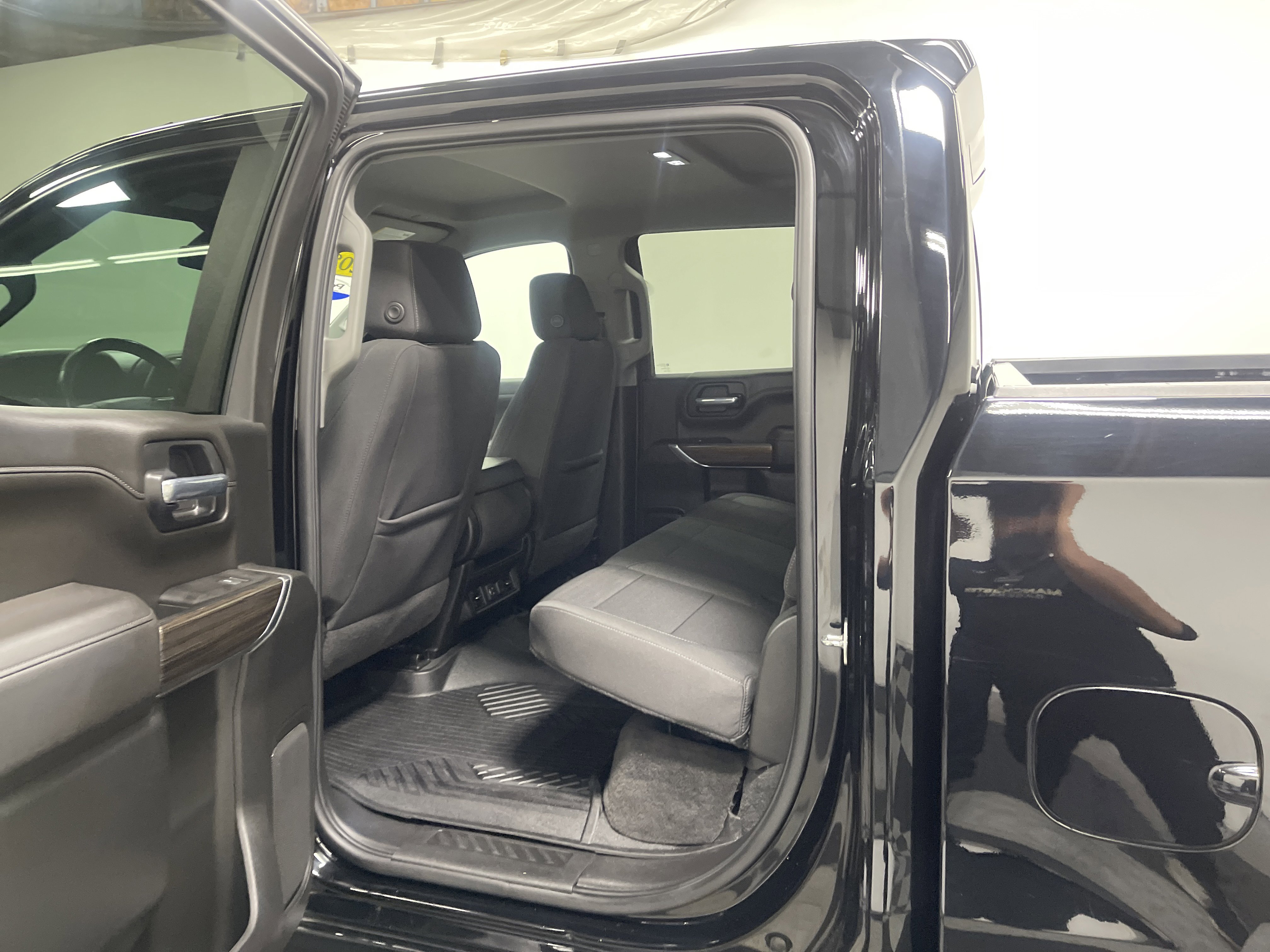 Used 2022 Chevrolet Silverado 1500 RST w/ Z71 Off-Road Package AWD/4WD image 13