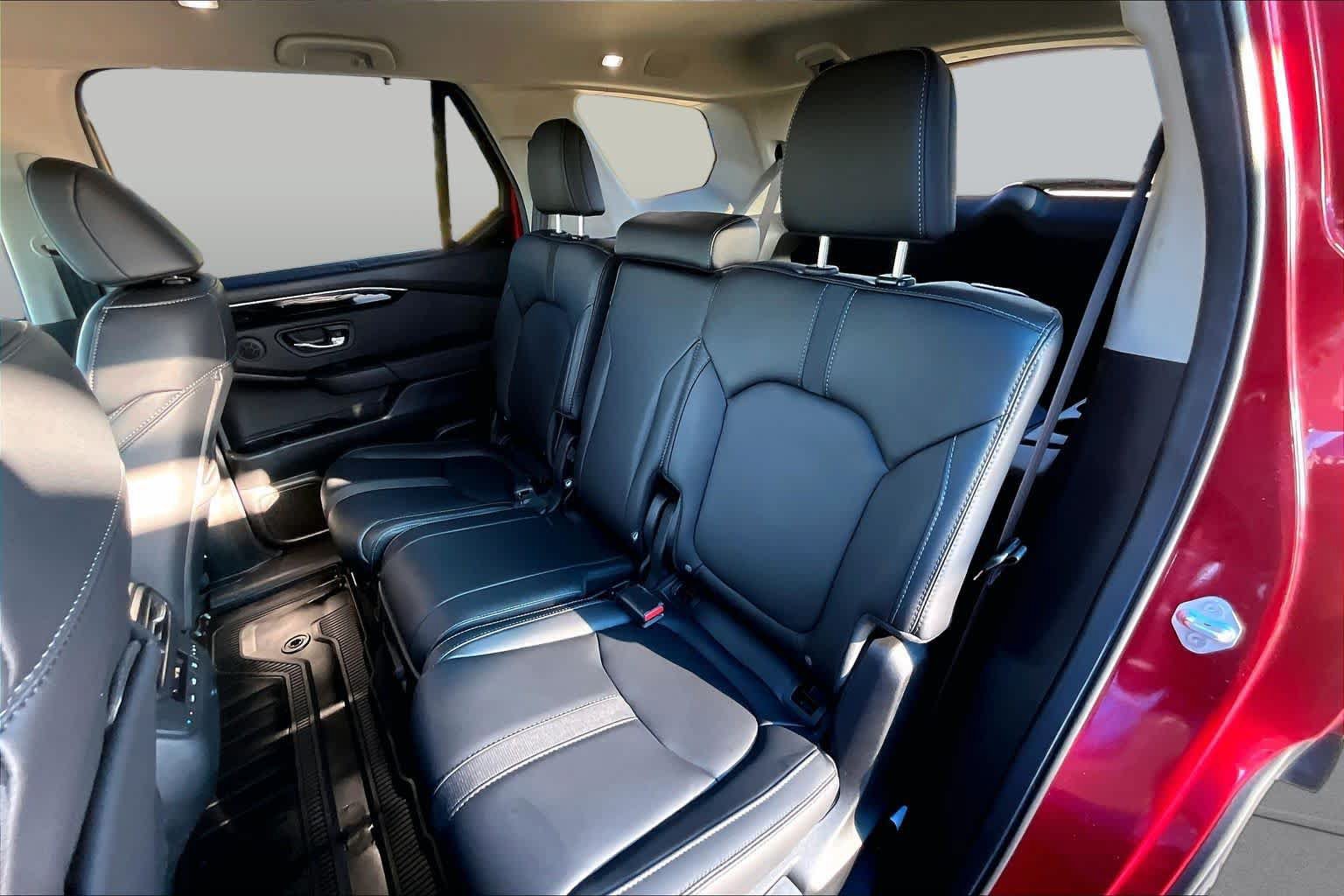 Used 2025 Honda Pilot EX-L image 21