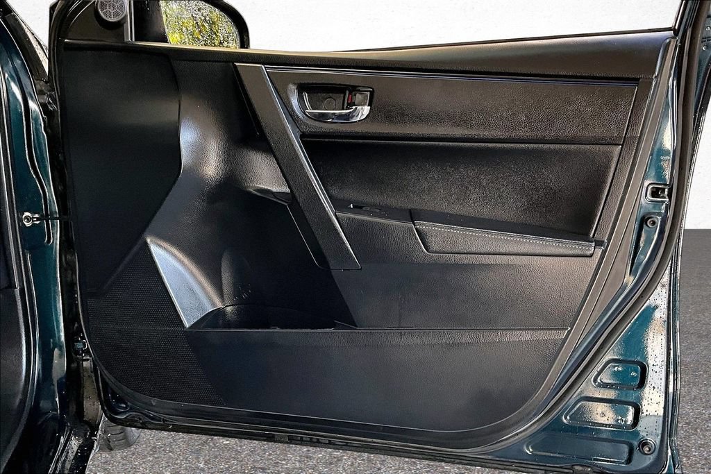 Certified 2019 Toyota Corolla SE FWD image 31