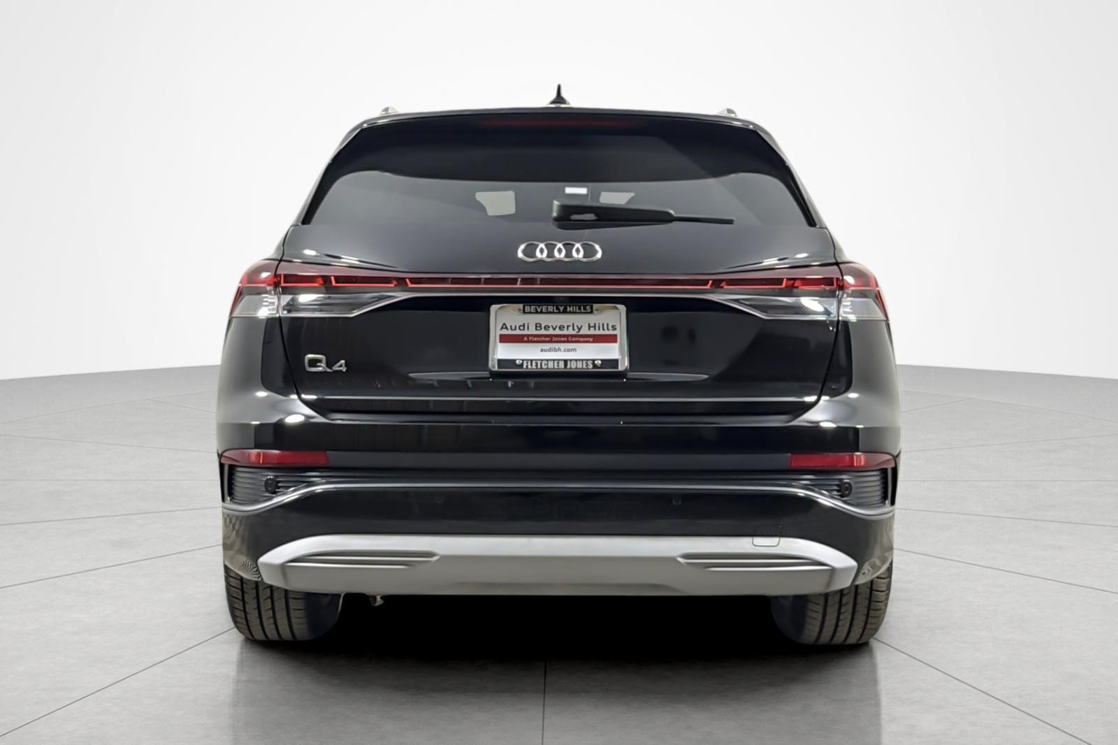 Certified 2023 Audi Q4 e-tron Premium Plus w/ Premium Plus RWD image 4
