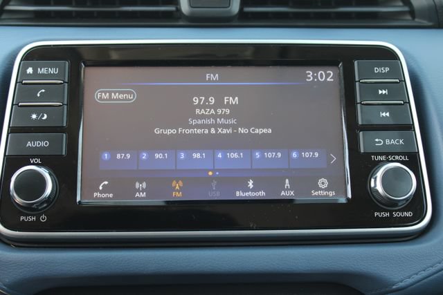 Used 2024 Nissan Versa SV FWD image 25