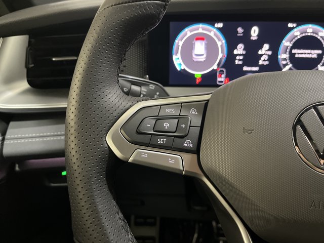 New 2026 Volkswagen Tiguan SE R-Line AWD/4WD image 30