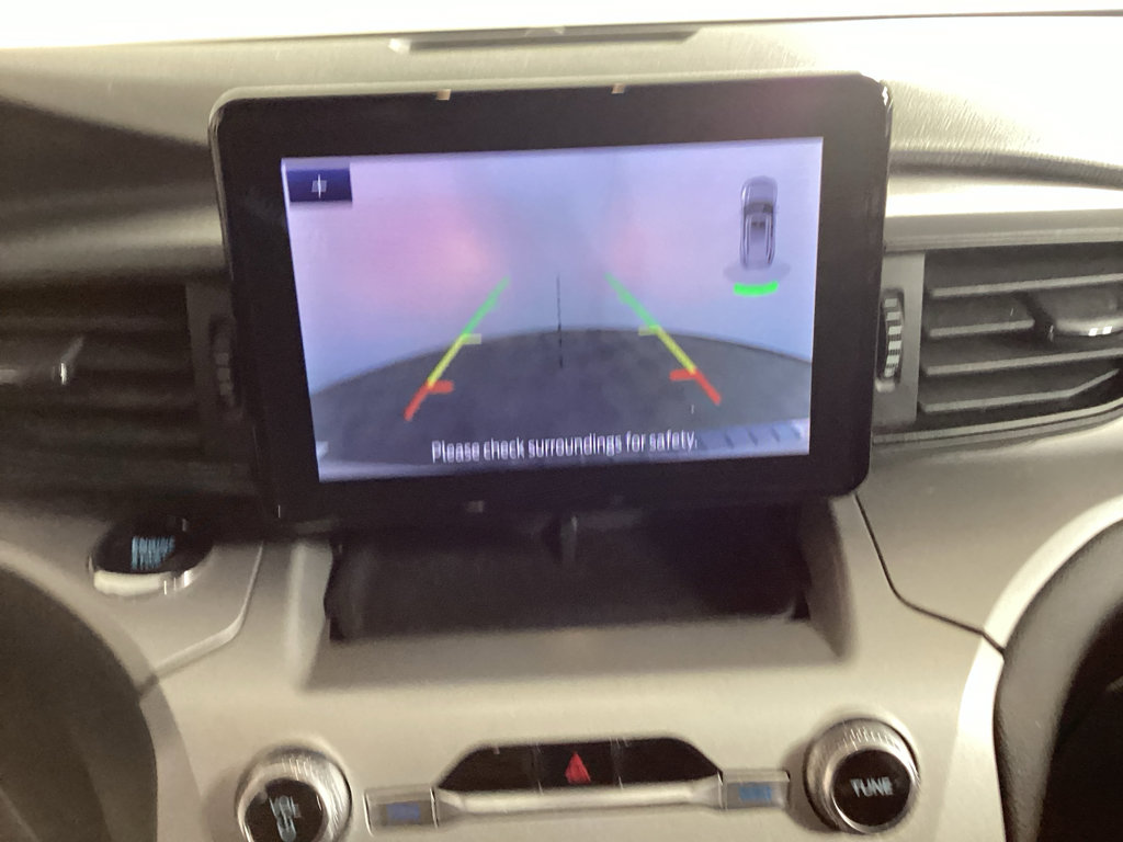 Used 2023 Ford Explorer XLT image 28