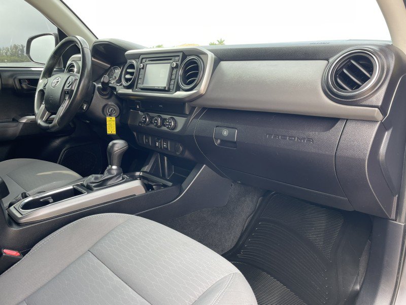 Used 2019 Toyota Tacoma SR5 RWD image 8