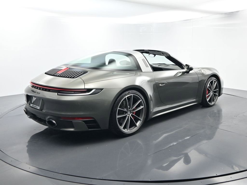 Certified 2021 Porsche 911 Targa 4S w/ Sportdesign Package image 15