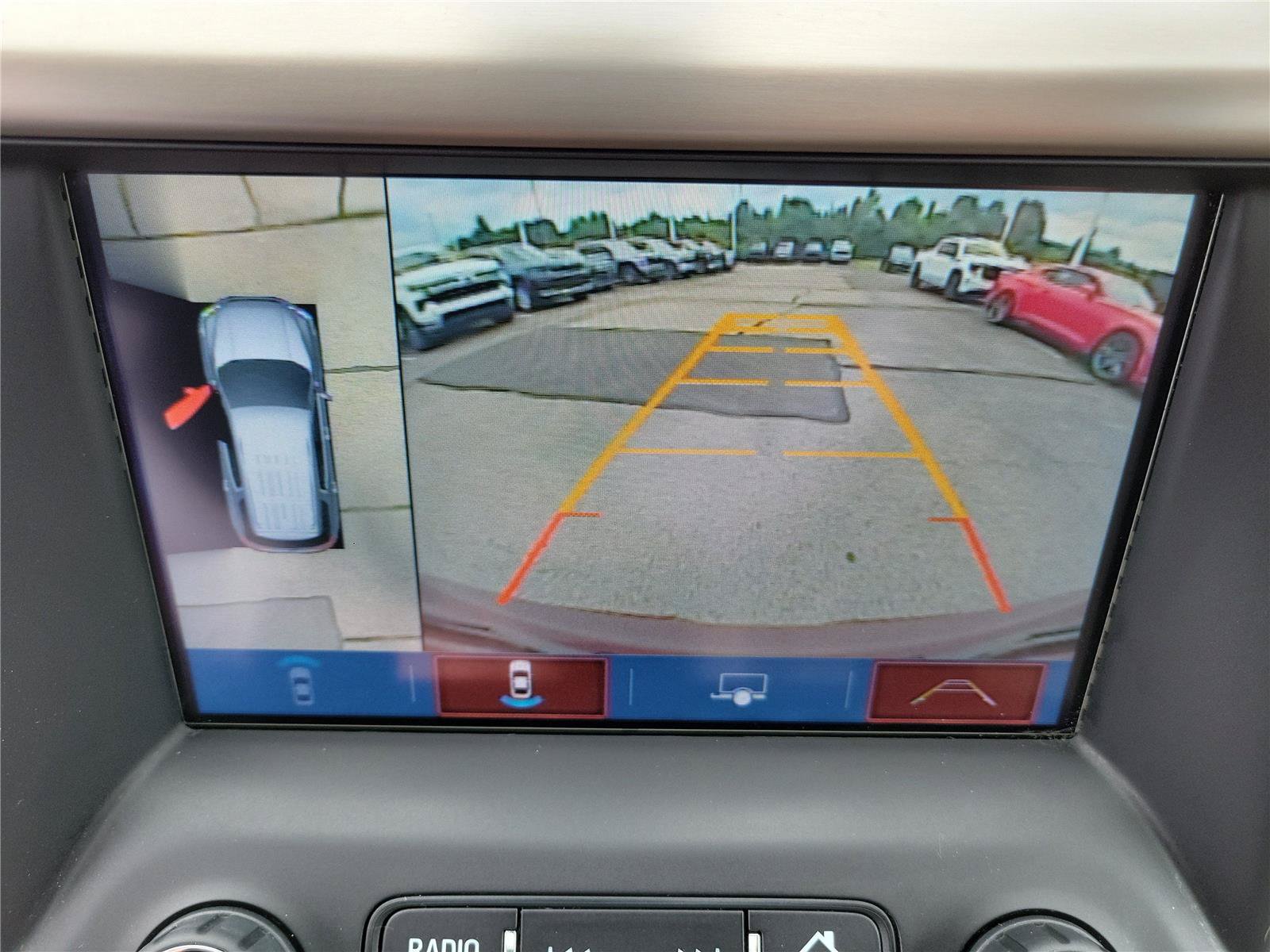 Used 2017 GMC Acadia Denali w/ Technology Package AWD/4WD image 29