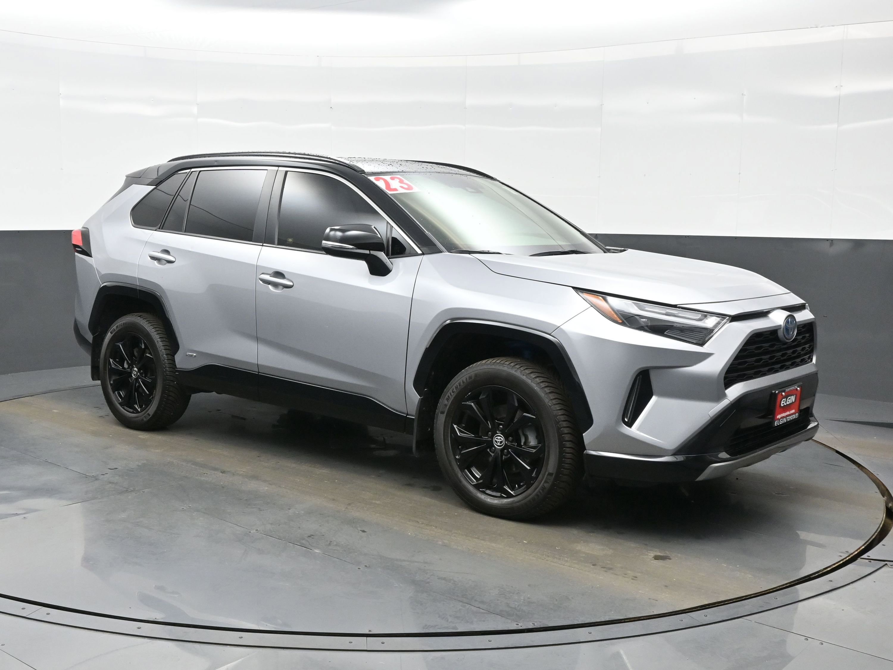 Used 2023 Toyota RAV4 XSE w/ XSE Grade Weather Package image 8