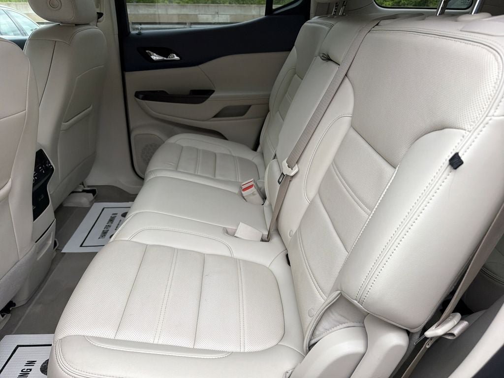 Used 2023 GMC Acadia Denali AWD/4WD image 12