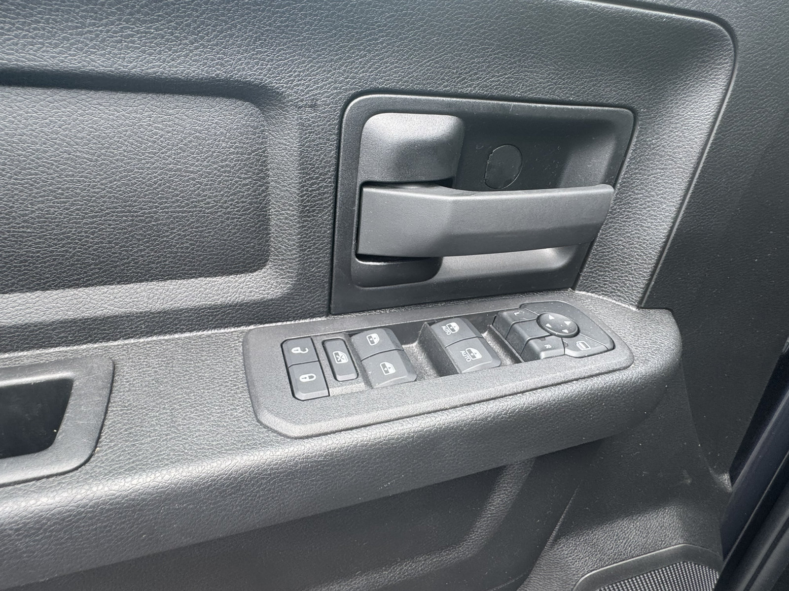 Used 2025 RAM 2500 Tradesman AWD/4WD image 11
