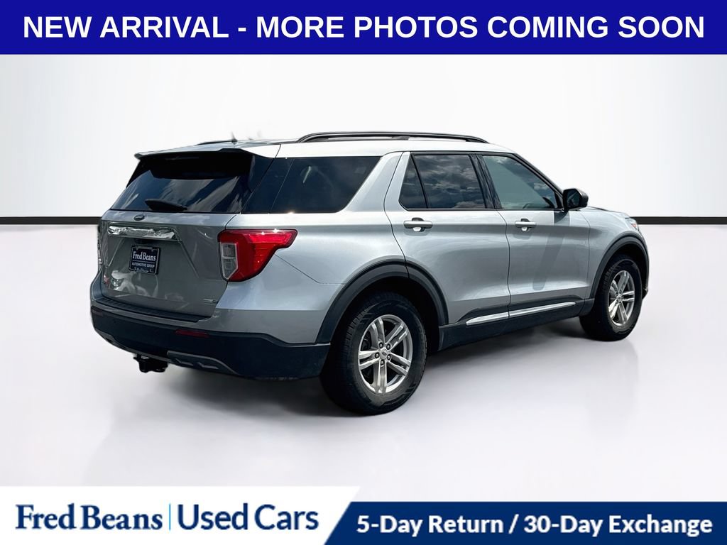 Used 2020 Ford Explorer XLT w/ Equipment Group 202A AWD/4WD image 8