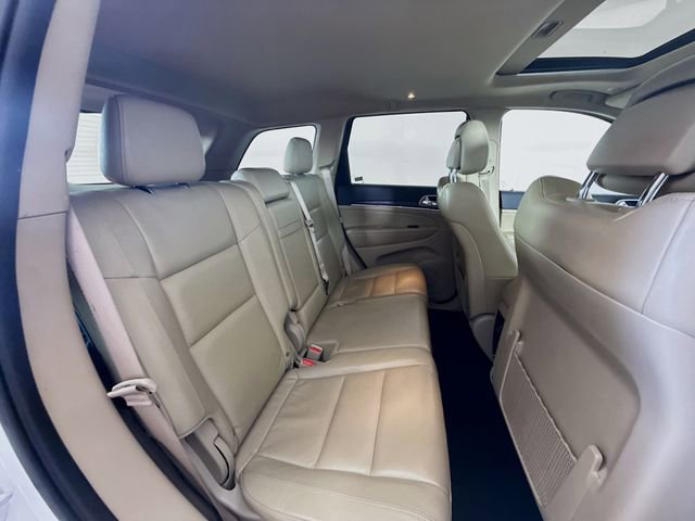 Used 2021 Jeep Grand Cherokee Limited AWD/4WD image 26