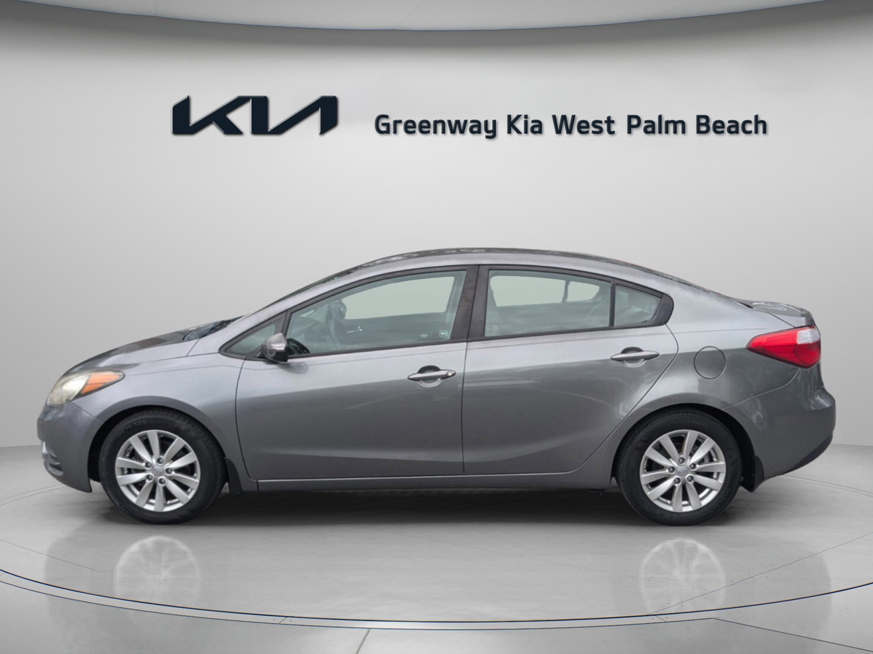 Used 2016 Kia Forte LX w/ LX Popular Plus Package image 5