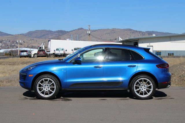 Used 2018 Porsche Macan Sport Edition image 3