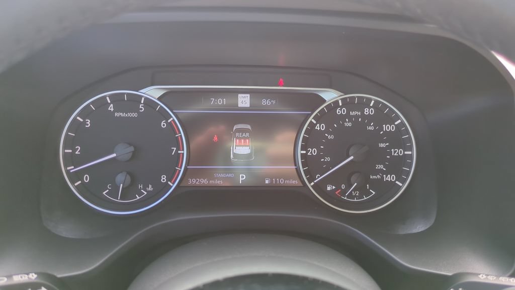 Used 2023 Nissan Rogue SL w/ SL Premium Package FWD image 21