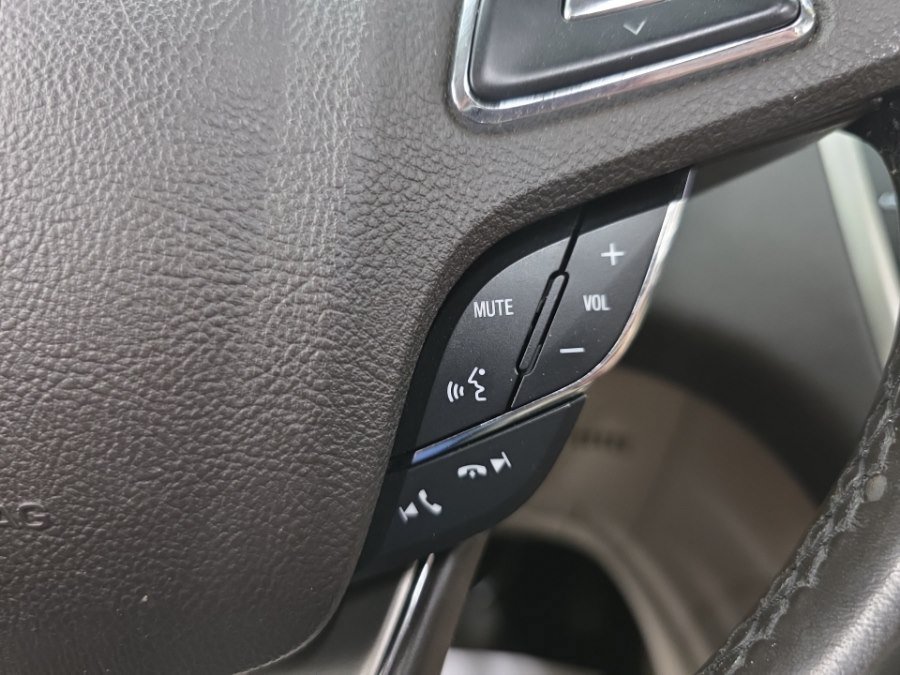 Used 2017 Lincoln MKC Select w/ Select Plus Package AWD/4WD image 27