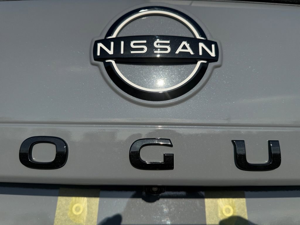 New 2026 Nissan Rogue Dark Armor image 17