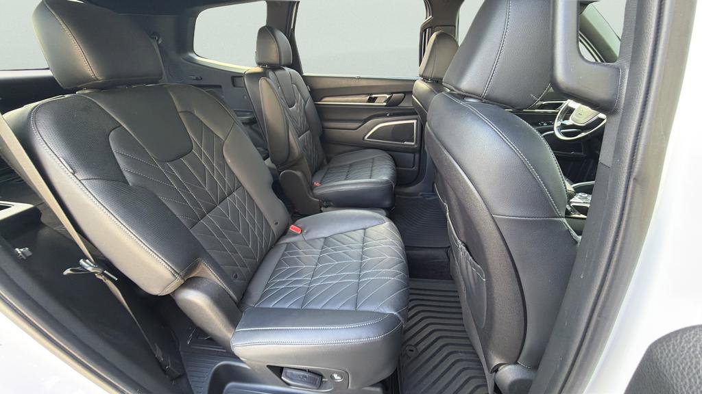 Used 2023 Kia Telluride EX X-Line image 22