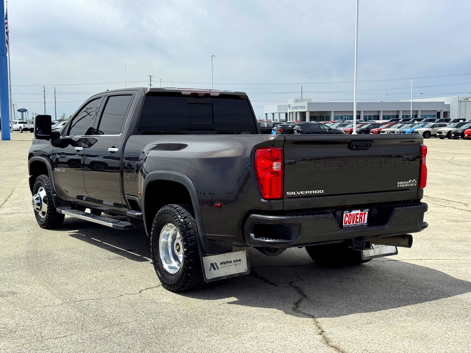 Used 2021 Chevrolet Silverado 3500 High Country AWD/4WD image 9