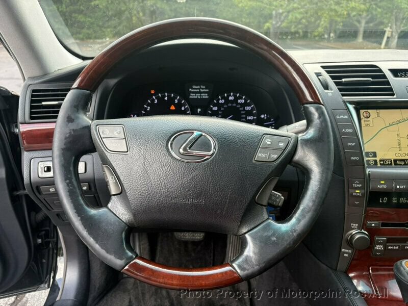 Used 2008 Lexus LS 460 RWD image 15
