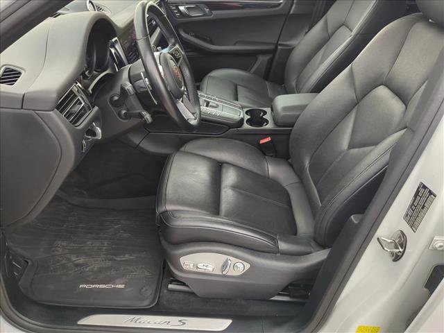Used 2020 Porsche Macan S image 17